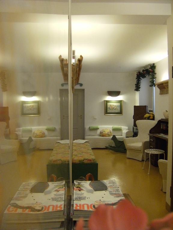 Elizabeth B&B Cagliari Eksteriør bilde
